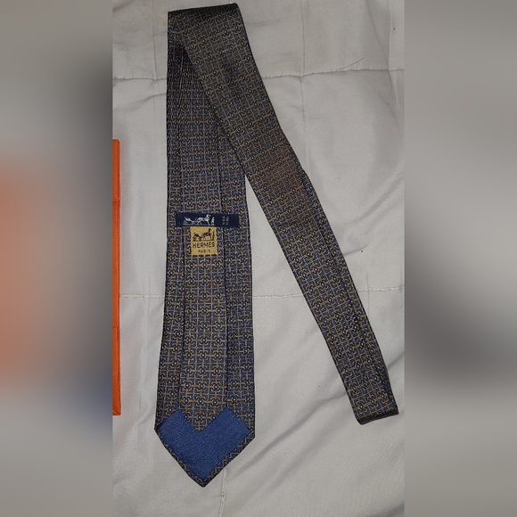 Authentic preloved Hermès tie - Picture 5 of 6